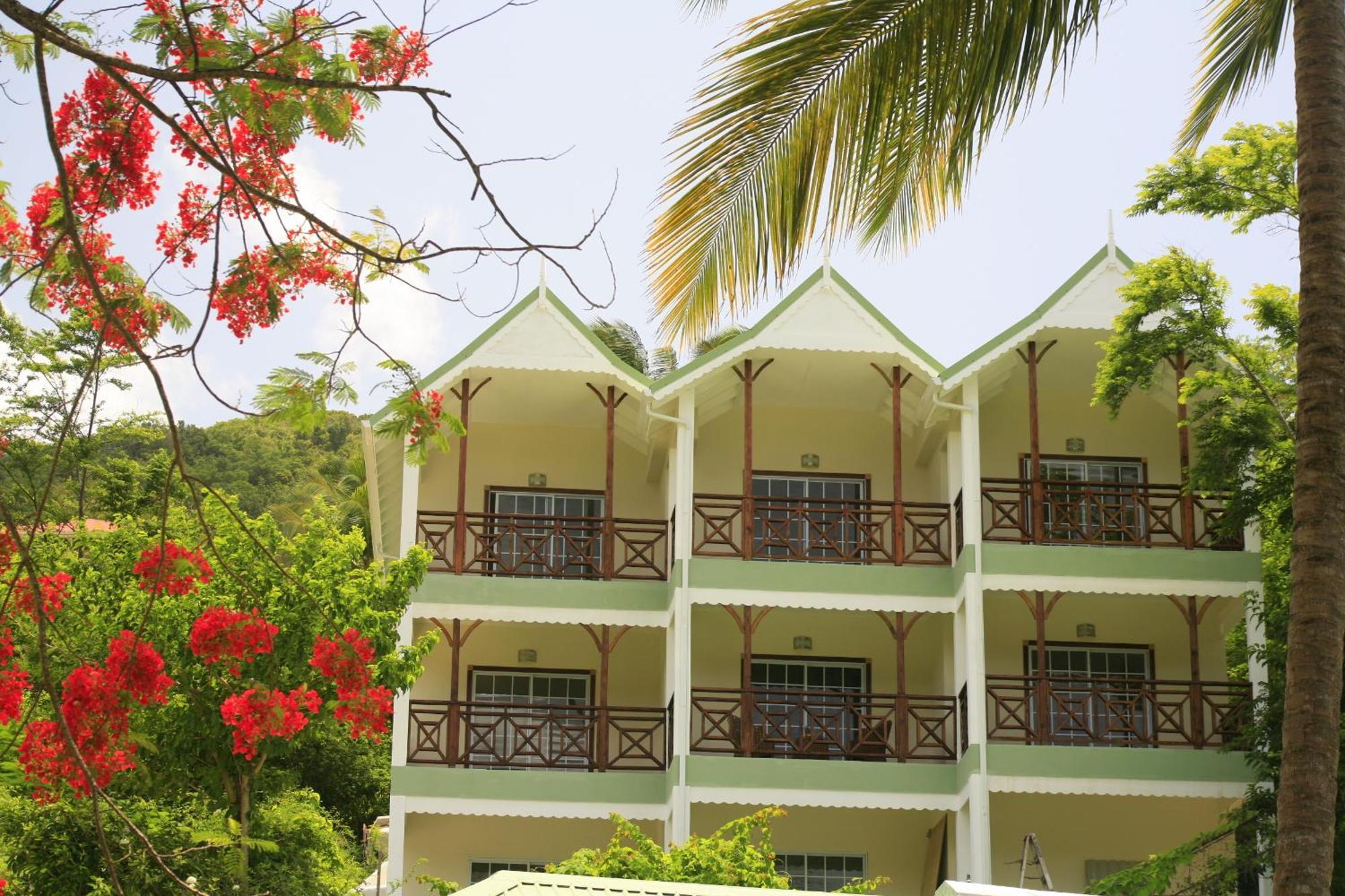 Marigot Beach Club & Dive Resort ภายนอก รูปภาพ